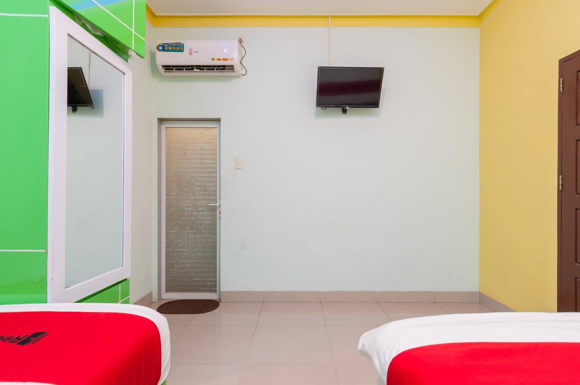 Reddoorz Syariah At Dinda Residence Medan Bagian luar foto