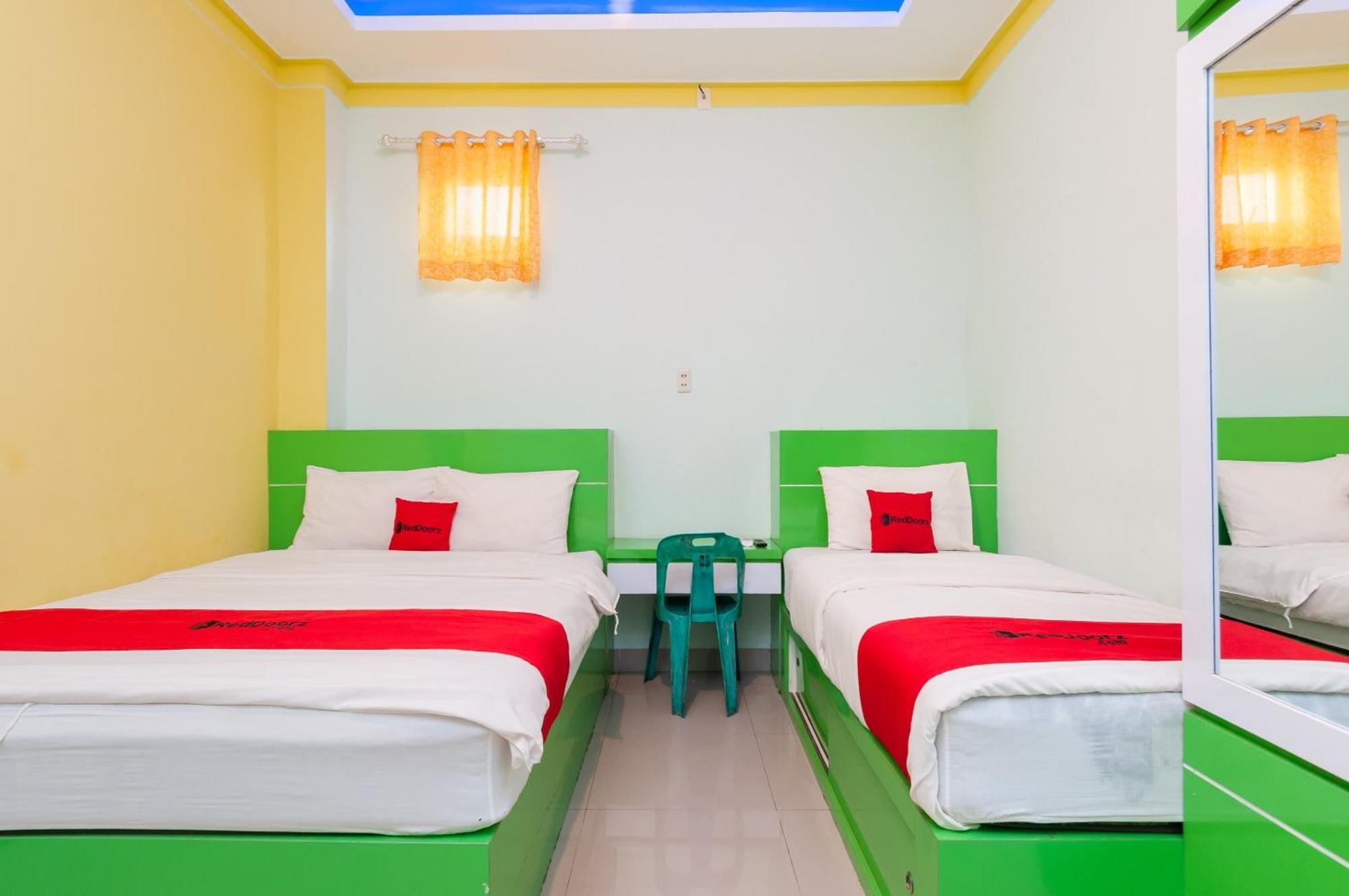 Reddoorz Syariah At Dinda Residence Medan Bagian luar foto