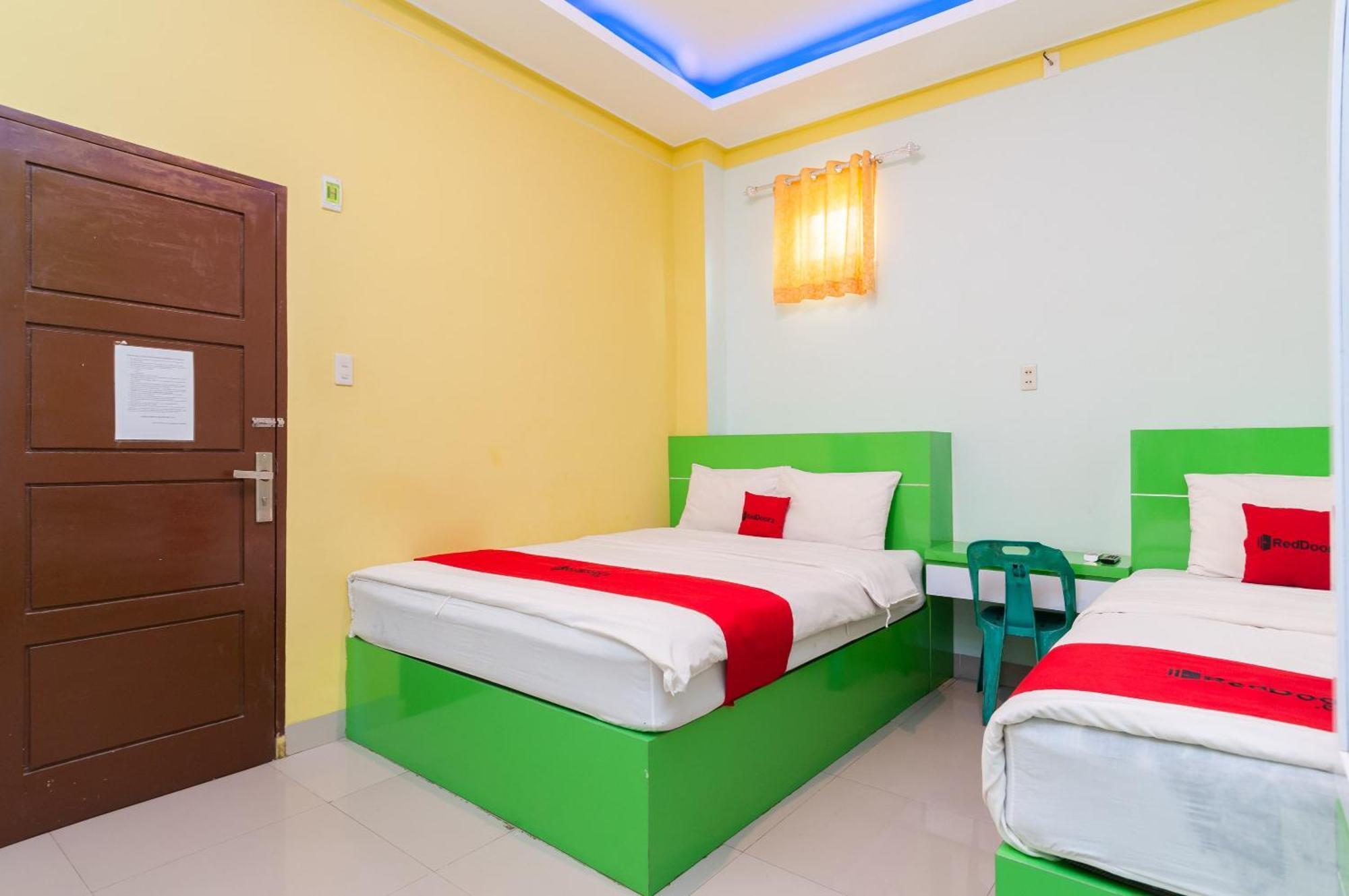 Reddoorz Syariah At Dinda Residence Medan Bagian luar foto